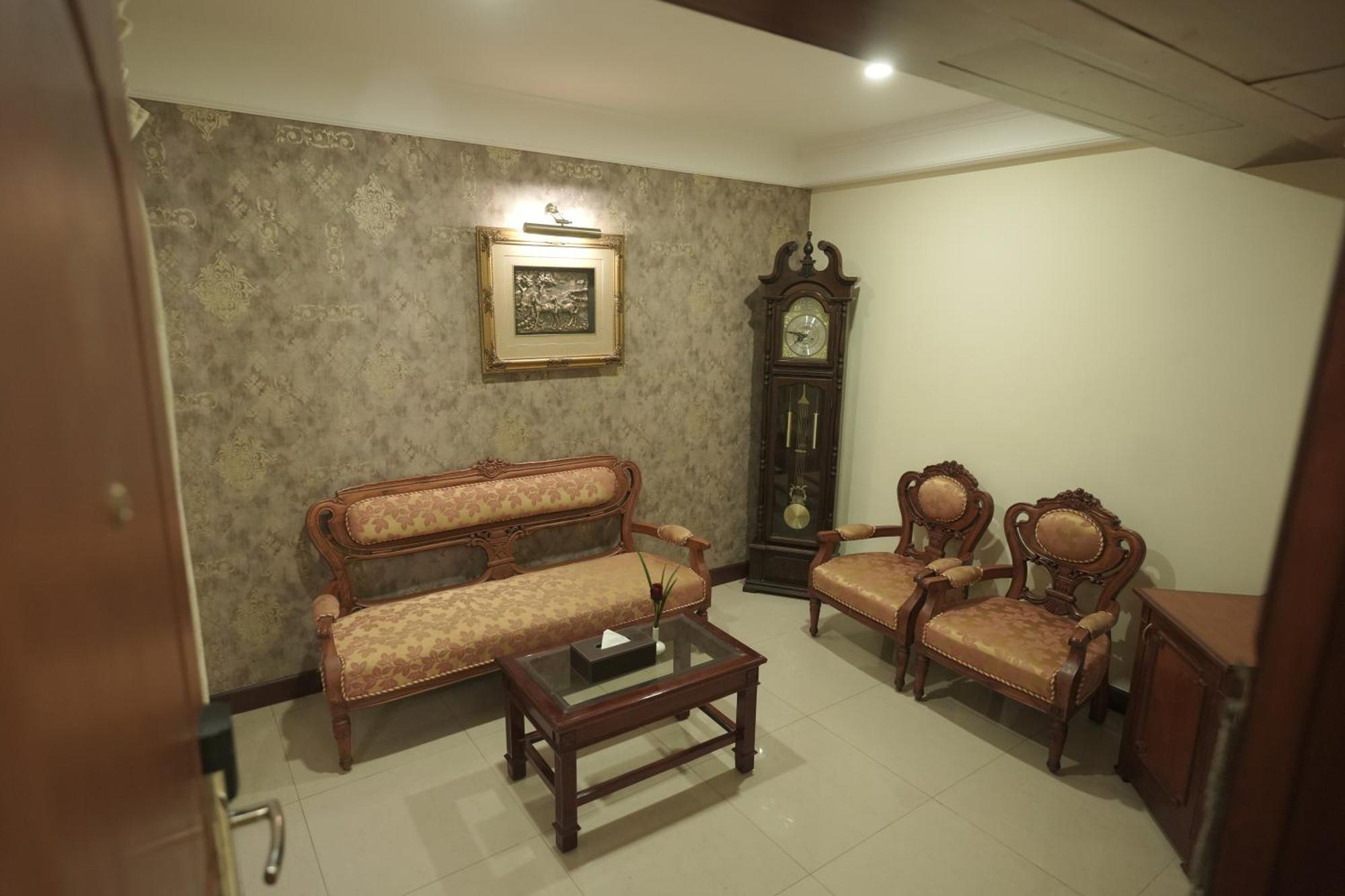 Maurya Rajadhani Thiruvananthapuram Ngoại thất bức ảnh