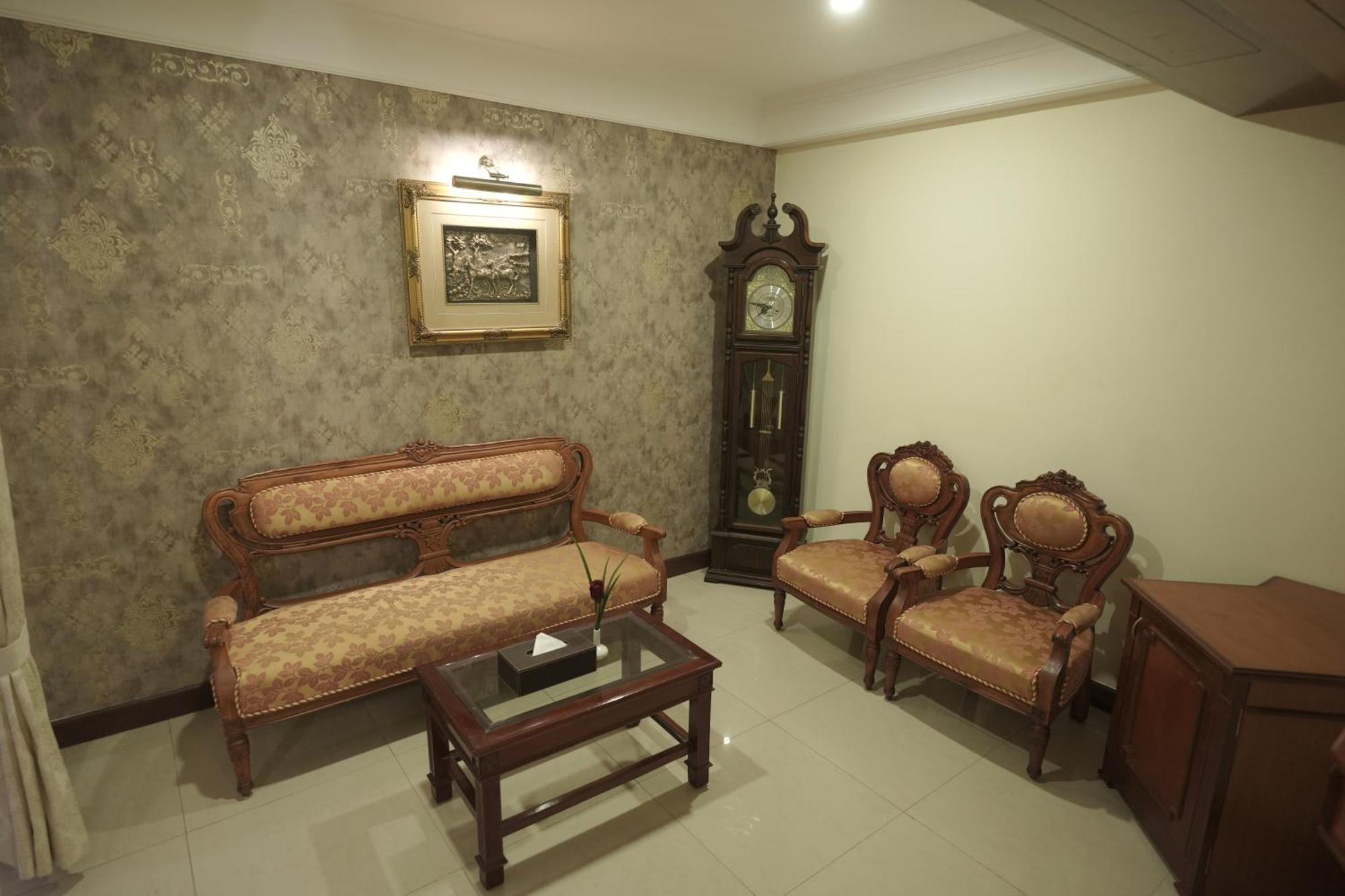 Maurya Rajadhani Thiruvananthapuram Ngoại thất bức ảnh