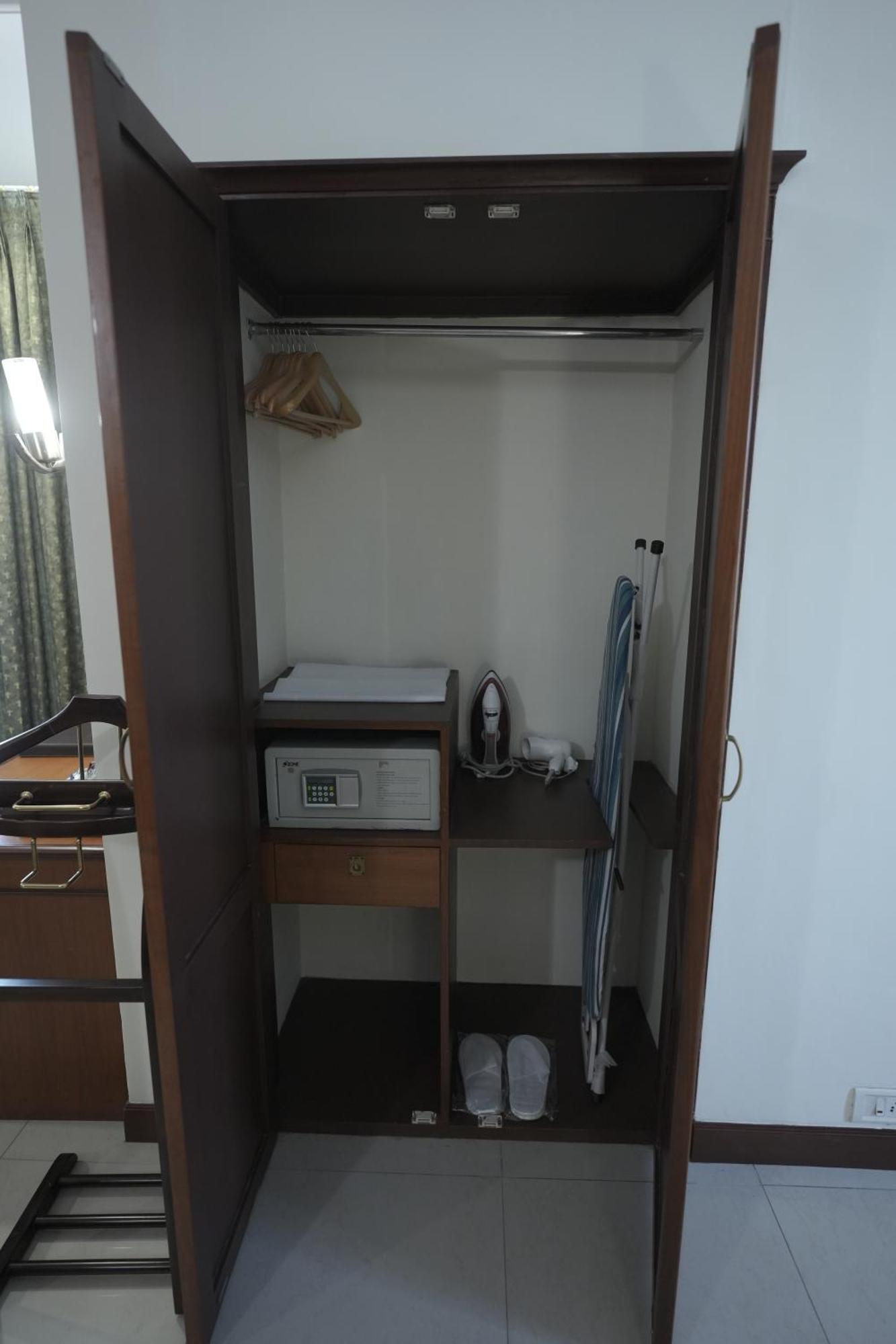 Maurya Rajadhani Thiruvananthapuram Ngoại thất bức ảnh